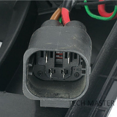 O carro parte ventiladores de refrigeração novos do radiador para o ventilador de refrigeração do motor do módulo de controle de W204 A2045000193 400W