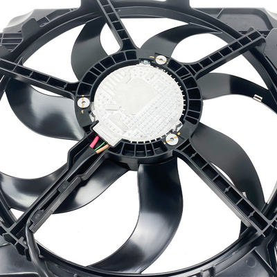 68143894AB Reforço do ventilador de arrefecimento do radiador para Jeep Wrangler Componente essencial do sistema de arrefecimento do automóvel