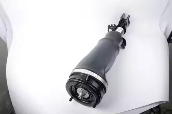 Montura de choque aeromático para o Range Rover MK III L322 Amortizador a gás LR023743 LR012859